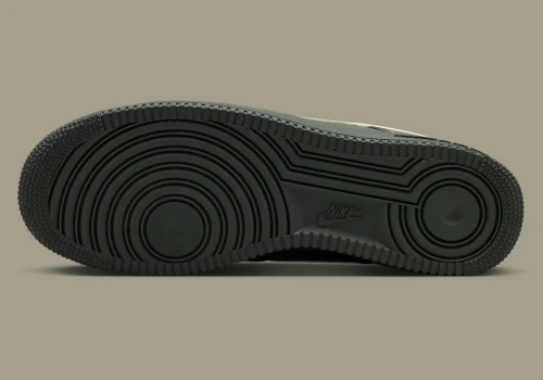 Nike ubrało Air Force 1 w kolory jesieni. Wygląda to zaskakująco dojrzale