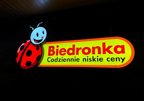 Wielka promocja w Biedronce od poniedziałku. Drugi produkt aż 70 proc. taniej