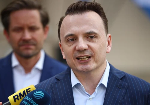 Wybory w Krakowie. Gibała ciągnie Piątkowską do sądu