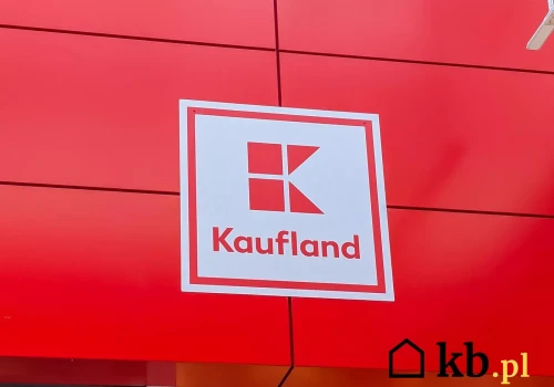 36 zł oszczędności na jednym opakowaniu. Kaufland przecenia kultową kawę