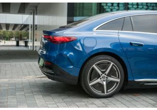 Mercedes kasuje 3 modele. 2 z nich to elektryki