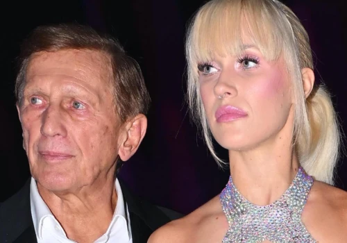 Miała nie radzić sobie z zarzutami o nepotyzm, teraz zaprosiła ojca do 