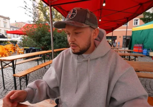 Książulo z własną pizzą w Żabce. Fani nie kryją rozczarowania: „Muala straciło sens”
