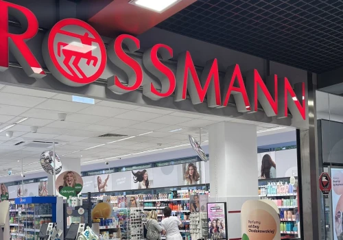 Wybór dojrzałych kobiet pada na te perfumy - kultowe Calvin Klein na promocji w Rossmanie