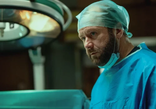Pierwszy polski serial medyczny od Netflix nadchodzi! Leszek Lichota w głównej roli