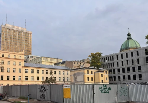 Miała być biurowcem, będzie wieżą mieszkalną. Budowa rusza, a jej wygląd wciąż nie jest znany