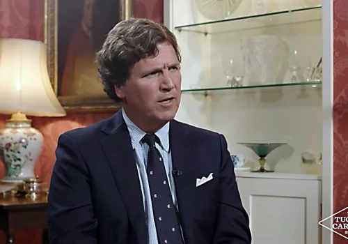 Carlson usprawiedliwia atak Hitlera na Polskę