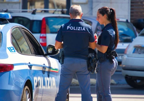 Włosi masowo rejestrują auta w Polsce. Na tym triku oszczędzają tysiące euro