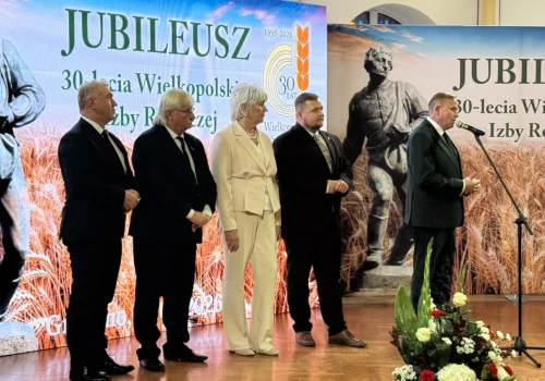 Rolnicy mówią, ale władza nie musi ich słuchać. Po 30 latach chcą to zmienić