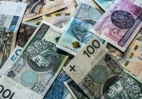Pieniądze zmarłego mogą leżeć na IKE latami. Państwo nie pomoże ich znaleźć