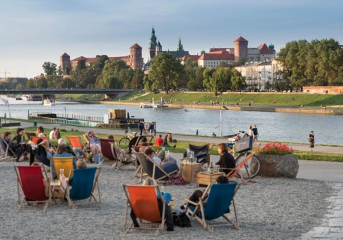 Na bulwary wiślane w Krakowie wróci plaża. Miasto po raz kolejny chce wydzierżawić teren na ten cel