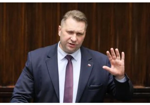PiS znów chce rewolucji ws. składki. Czarnek o błędzie Morawieckiego