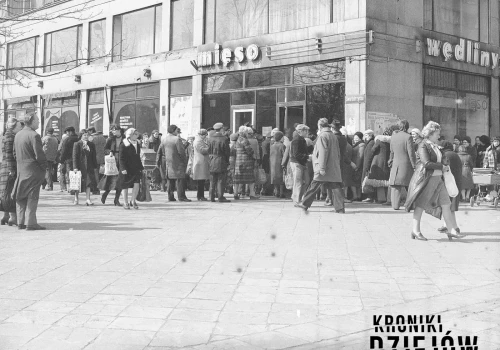 Ile mięsa naprawdę przysługiwało na kartki w PRL? Cyfry, które boleśnie zderzały się z ponurą rzeczywistością
