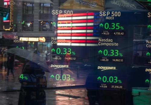 Na Wall Street utrzymuje się przewaga popytu. Wskaźnik ISM okazał się „gołębi”