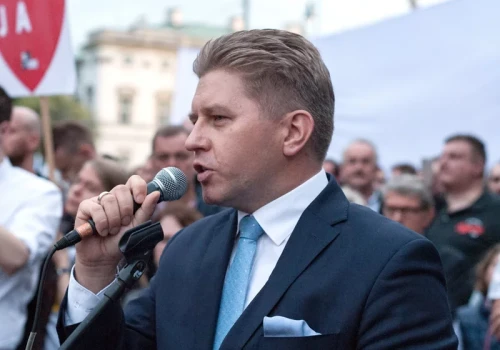 Romanowski z listem żelaznym? Matczak: Nagroda za kpiny z państwa