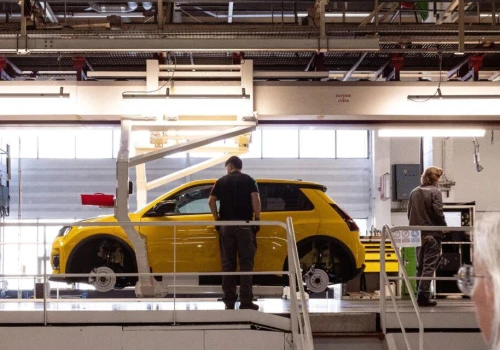 223 tys. miejsc pracy w Polsce. Renault przypomina, co daje motoryzacja