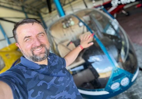 AI czyta dane, ale obliczenia robią algorytmy