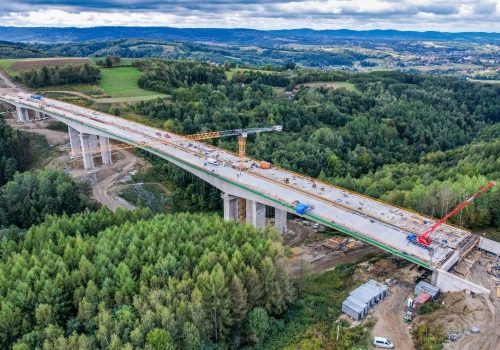 Gigantyczna estakada na S19 coraz bliżej gotowości. Wykorzystano ponad 22 tys. m³ betonu