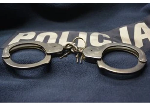 Policja w Świętochłowicach zarzuciła sieci. W jeden dzień zatrzymano pięciu poszukiwanych mężczyzn. Wszyscy trafili do zakładów karnych