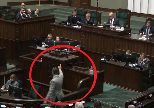 Nerwowy Kowalski nie wytrzymał po TYCH słowach Czarzastego. „Jak chce się pan zatrudnić w…”