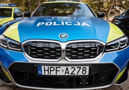 Fala fałszywych alarmów bombowych w Piotrkowie i powiecie. Policja apeluje o spokój