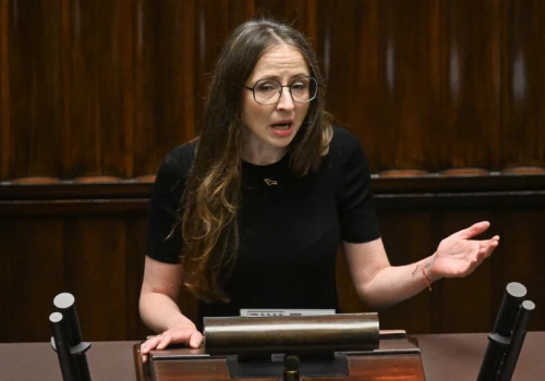 Dwie ważne zmiany dla rodziców. Nawet 60 dodatkowych dni na opiekę nad chorym dzieckiem