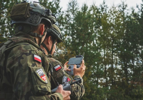 Trzeci gracz na rynku paliwowym mocniej wchodzi w zbrojeniówkę. Szykuje się giełdowy debiut
