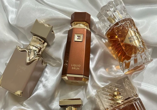 Zmysłowe, słodkie, uzależniające. 5 arabskich perfum, które czuć na skórze przez całą dobę
