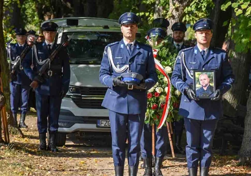 Pożegnano policjanta, który zginął w wypadku motocyklowym w Zielonej Górze