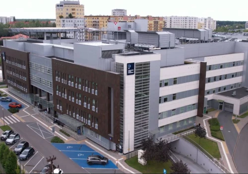 Afera w Szpitalu Południowym. Dawid K. w prokuraturze