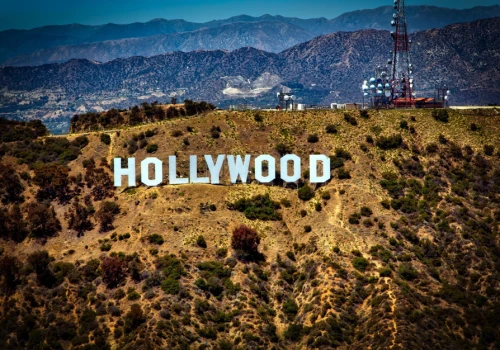 TVN z nowym właścicielem. Powstaje hollywoodzki gigant za 110 miliardów dolarów