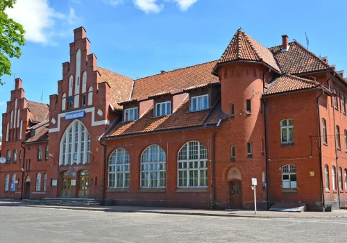 Dworzec w Braniewie przejdzie remont. PKP ogłosiło przetarg, finał inwestycji w 2030 r.