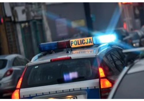 Poważny wypadek w regionie. W Maszkienicach zderzyły się dwa samochody. Droga jest zablokowana