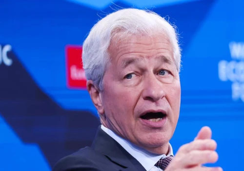 Prezes JP Morgan: model sztucznej inteligencji Mythos dziesięciokrotnie zwiększył zagrożenie cyberatakami