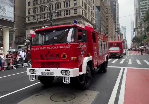 Polski Star przejechał przez centrum Manhattanu