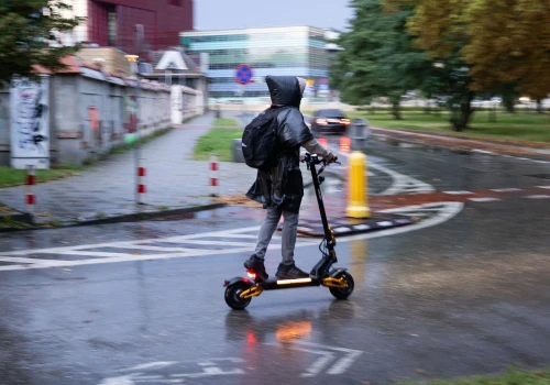 Hulajnogi elektryczne pod lupą rządu. Nowe przepisy mają ukrócić jeden problem