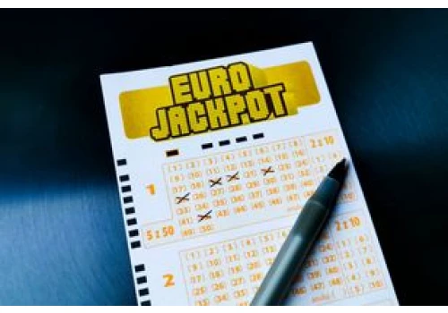 Polacy wygrali w Eurojackpot. Oto, ile trafi na ich konta