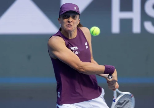 WTA w Pekinie: Iga Świątek - Iva Jovic. Relacja live i wynik na żywo