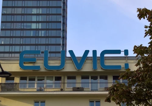 Euvic przejmuje Vayana za 6 mln zł