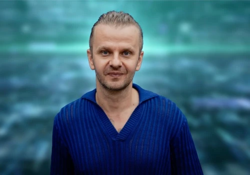 „Jeśli ktoś kończy te studia dla pieniędzy, to jest niepoważny”. Andrzej Dragan o sposobach „wejścia do AI”