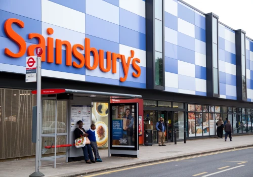 Sainsbury’s i Argos zatrudnią ponad 17 tysięcy osób na święta. Jak aplikować?