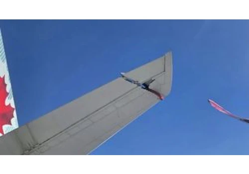 Zderzenie na lotnisku w Los Angeles. A350 Delty uszkodził ogon Boeinga 777
