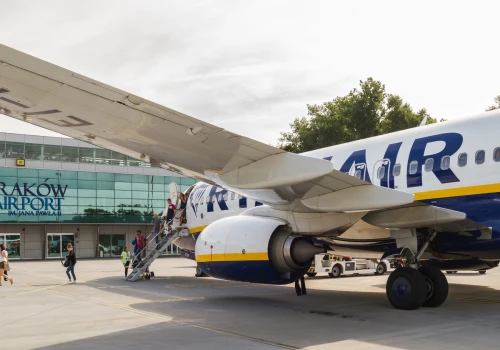 Ryanair zwiększa ofertę z Krakowa. 67 tras i cztery nowe kierunki