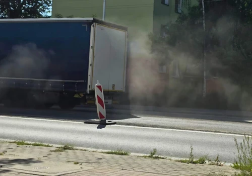 Remont ul. Wrocławskiej budzi frustrację mieszkańców. „Dziury i kurz”