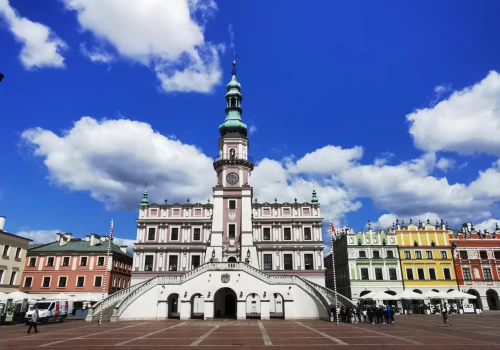 „Stop banderyzmowi”. W Zamościu będą zbierać podpisy pod obywatelskim projektem ustawy