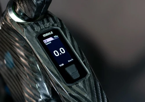Moc e-bike już przestała mnie zaskakiwać. Teraz ciekawsza staje się walka o każdy kilogram