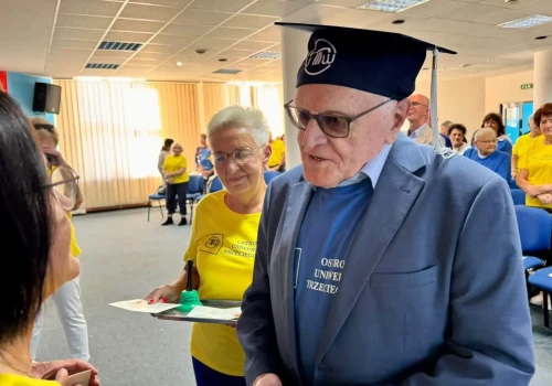 Ostrowski Uniwersytet Trzeciego Wieku rozpoczął jubileuszowy rok akademicki