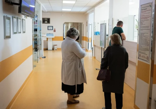 Gigantyczna nadwyżka w NFZ. Na leczenie Ukraińców wydajemy siedem razy więcej niż na Polaków