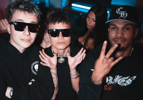 DiscoKarol, pirlo444, BROKIES, 730 Huncho, Koder „Dajesz ciała” – imprezowy numer