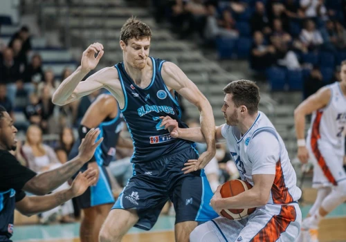 Od 42:52 do 62:54! King Szczecin odwrócił mecz i rozpoczął europejską przygodę od zwycięstwa